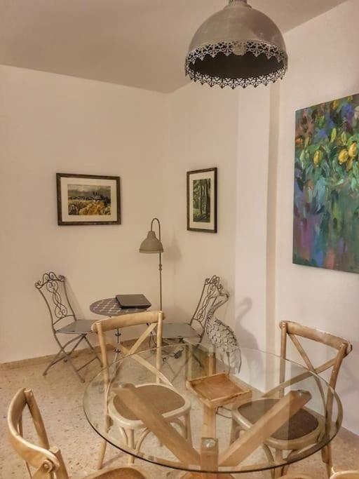 El Patio De San Bernardo Apartment Seville Luaran gambar