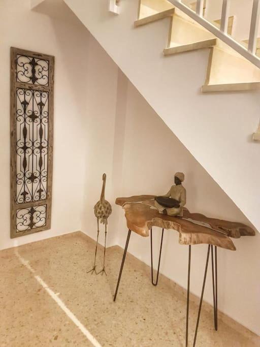 El Patio De San Bernardo Apartment Seville Luaran gambar