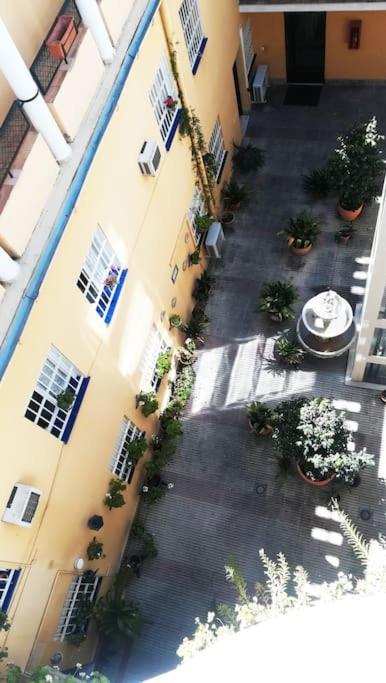 El Patio De San Bernardo Apartment Seville Luaran gambar